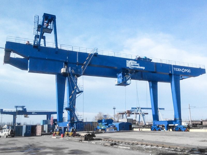 俄罗斯克拉达尔港口项目